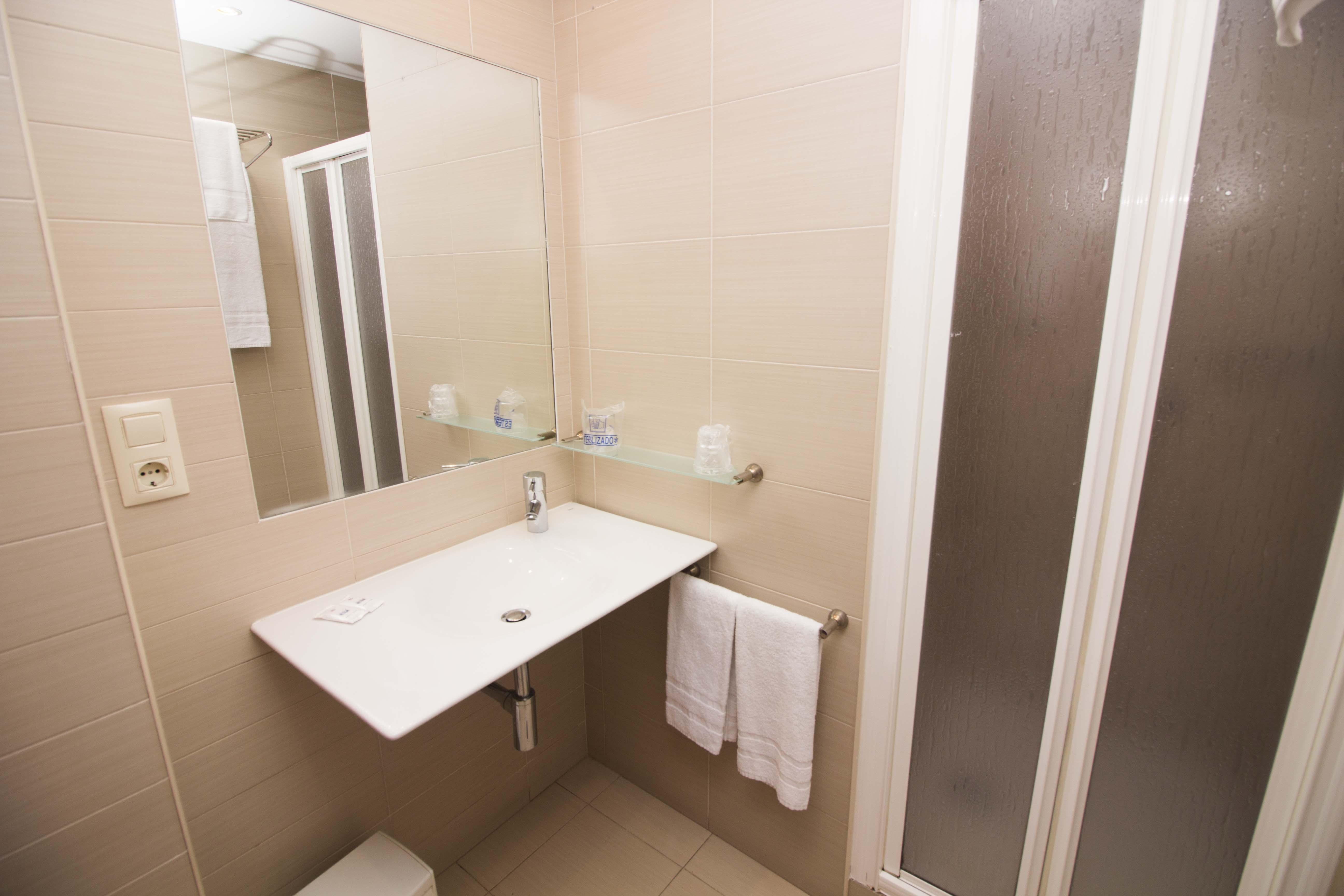 Hotel Vilagarcia Вильягарсия-де-Ароса Экстерьер фото